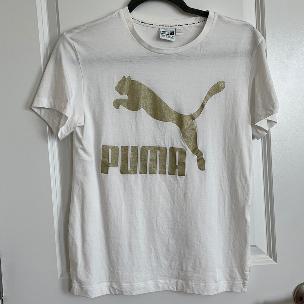 Puma White tee shirt XS gold logo